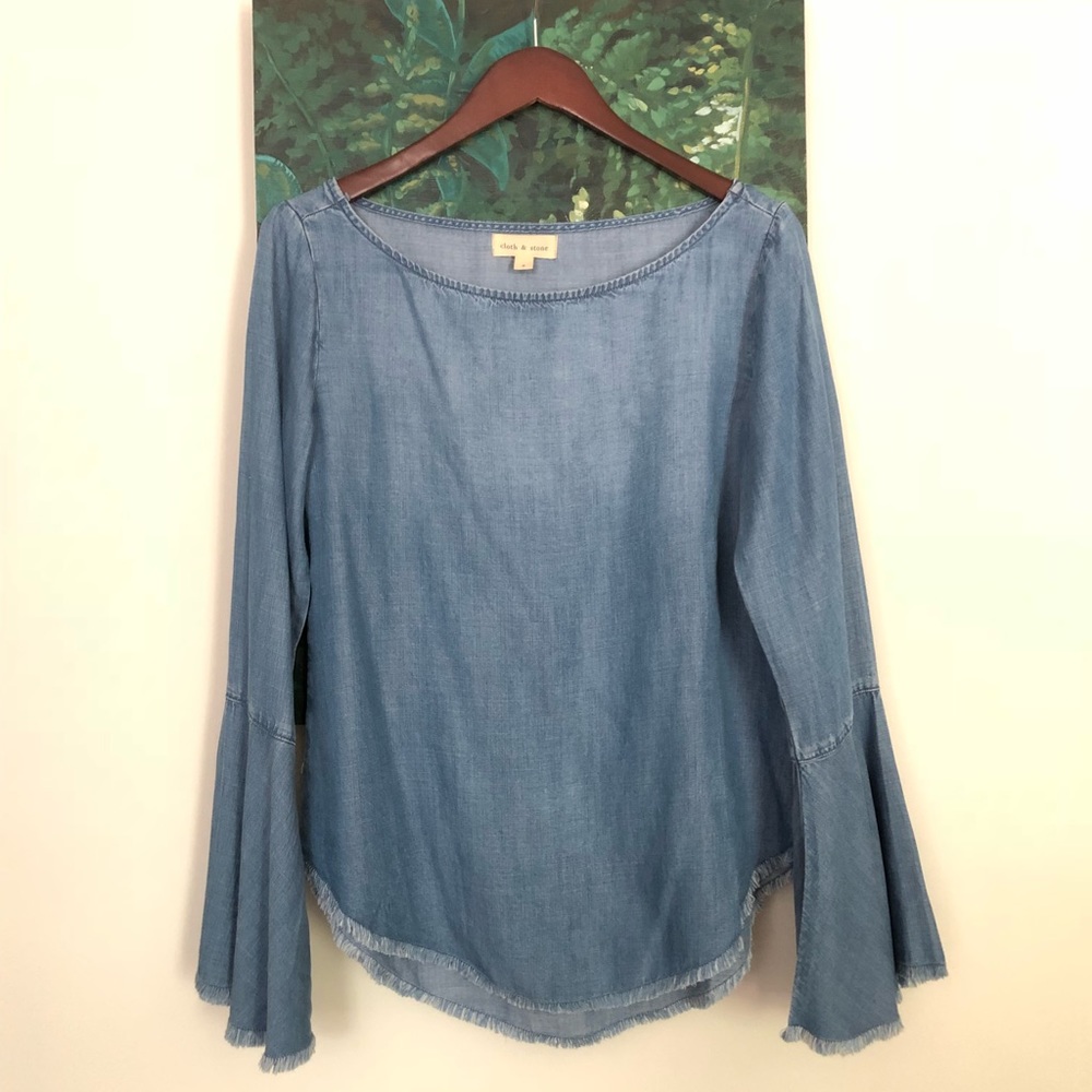 Cloth & Stone Frayed Bell Sleeve Chambray Tunic